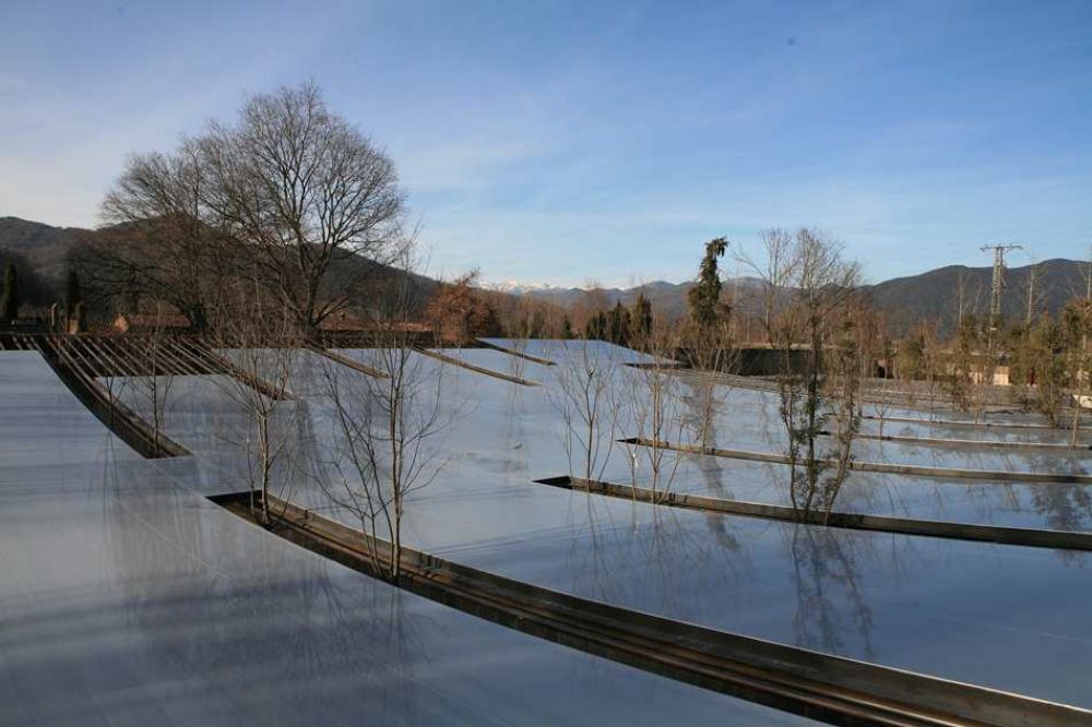 The transparent ETFE cover